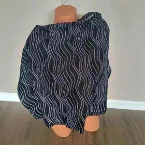 Udder Covers For Nursing Mothers Black White Print